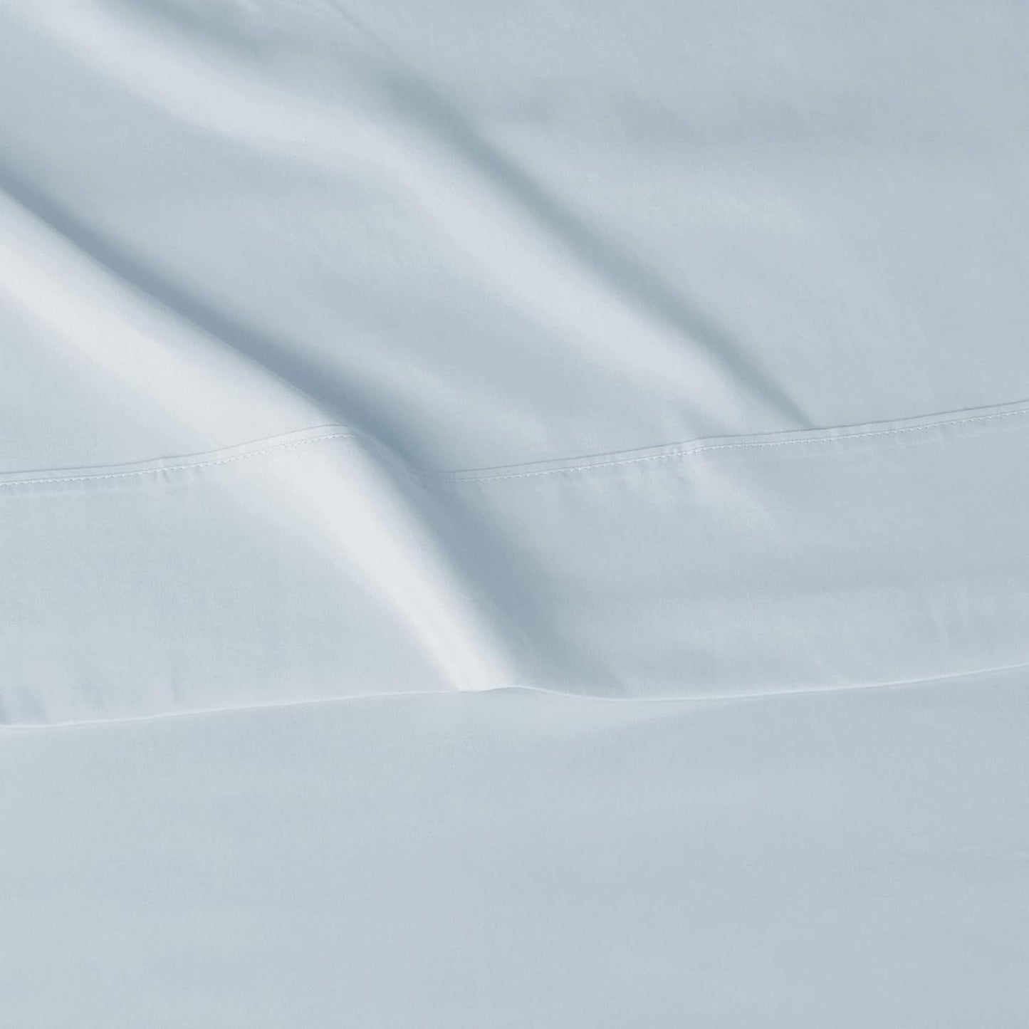 Amazon Basics Lightweight Super Soft, Wrinkle-Free Easy Care Microfiber 4-Piece Bed Sheet Set with 14-Inch Deep Pockets, Full, Light Blue, Solid