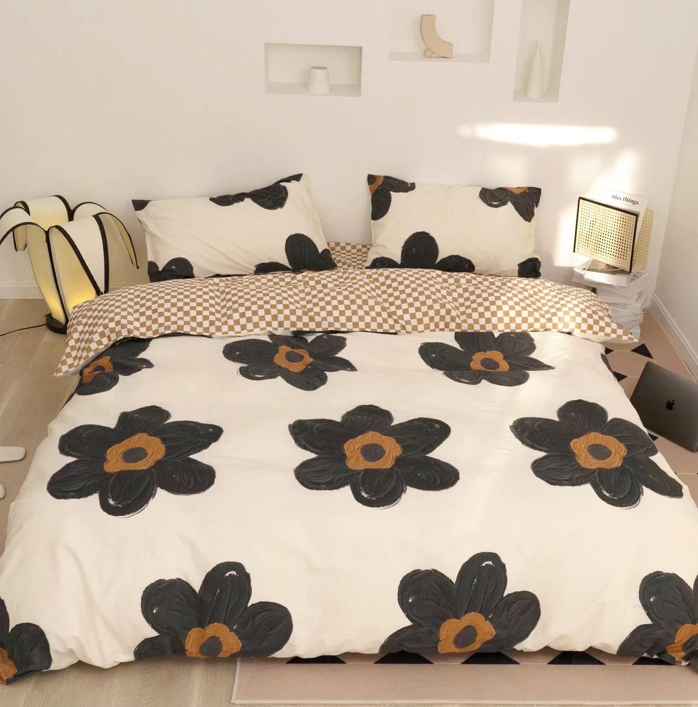 KAREVER Black Floral Comforter Set Black Botanical Bedding Cal King Women Modern Elegant Chic Blankets Lightweight Black Sunflower Reversible