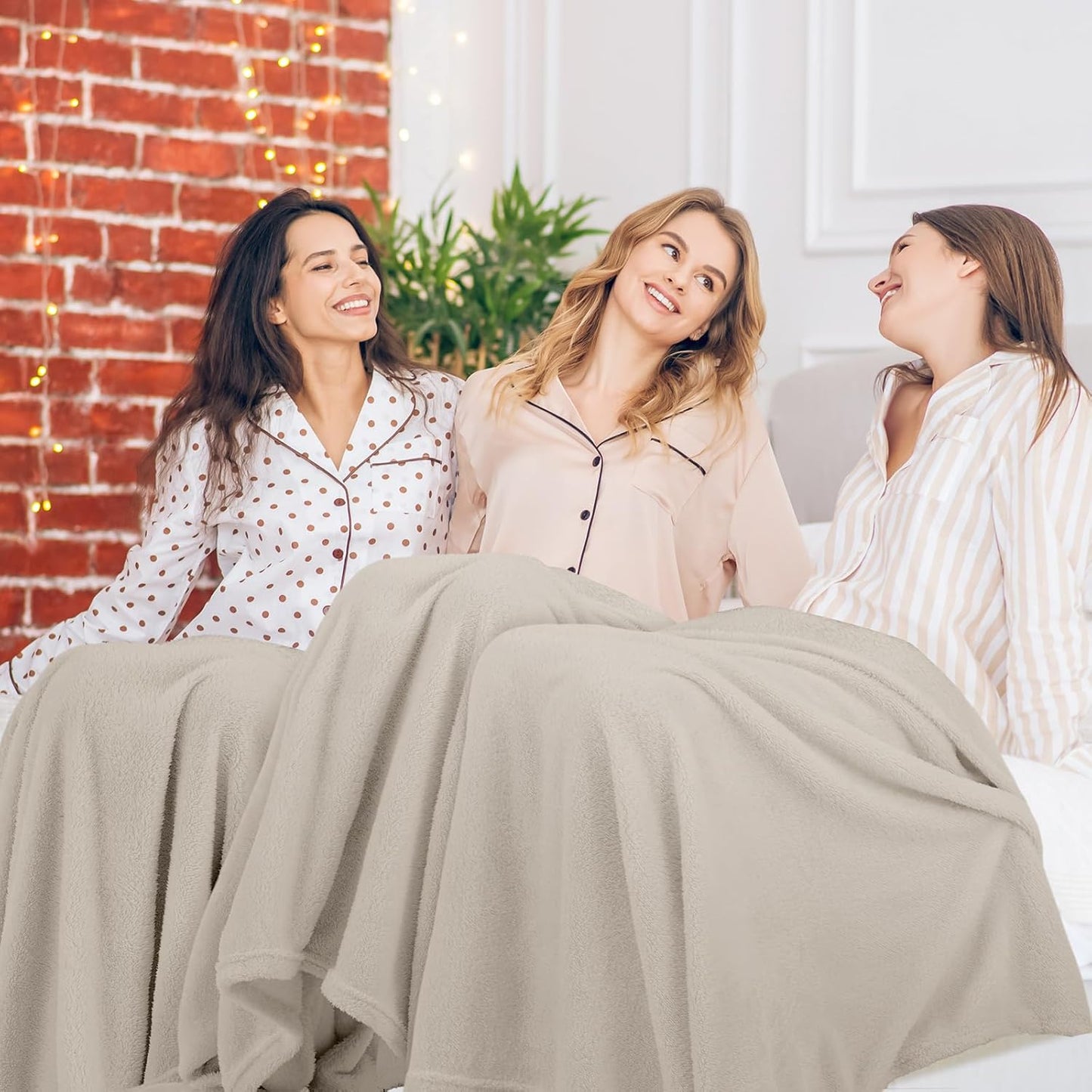 Tinideya 6 Pack Sherpa Fleece Throw Blankets Bulk 50"x 60" Soft Plush Wedding Throw Blankets for Couch Sofa Spa Sleepover Party Favor Supplies Travel Guest Room Home Decor (Beige)