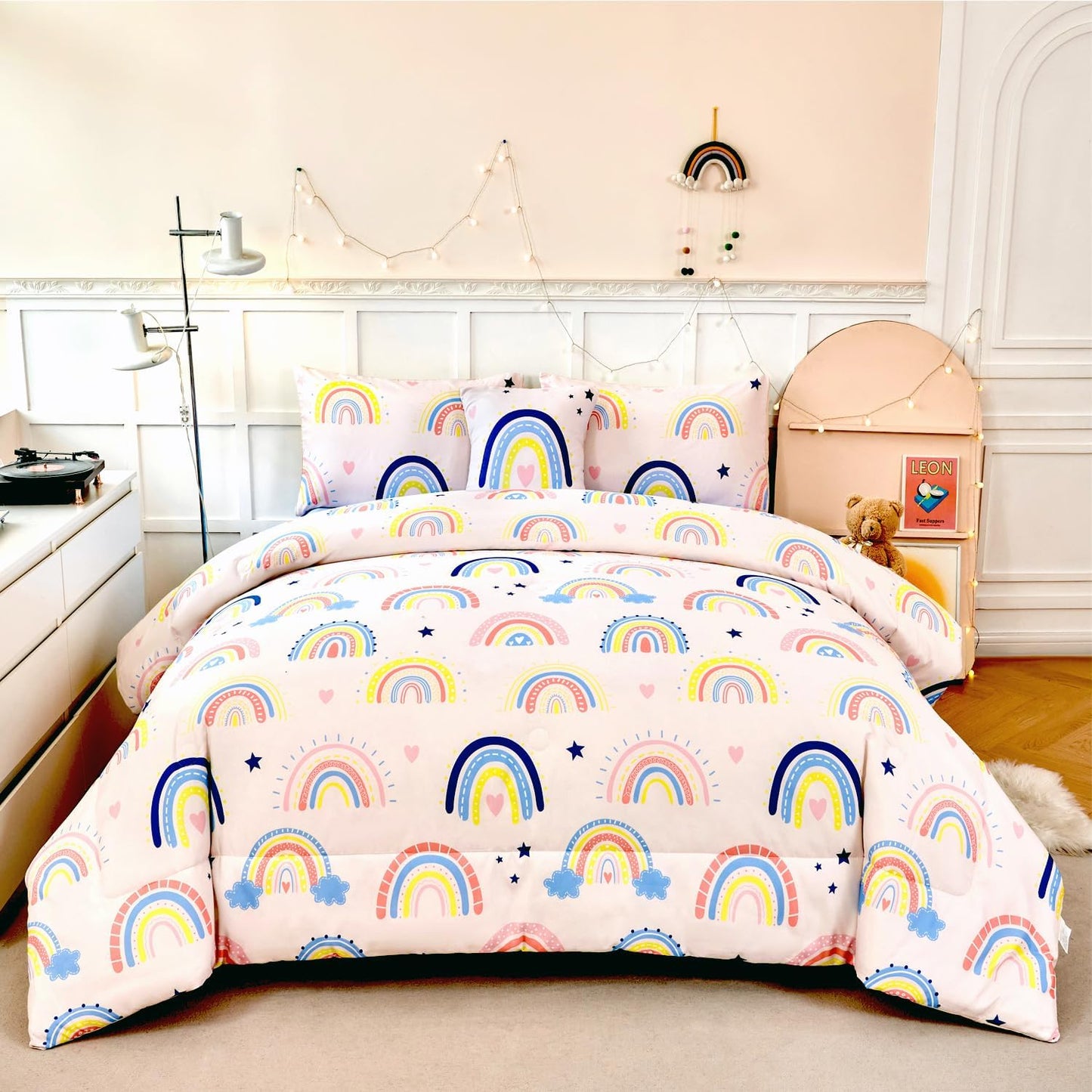 ANGIYUIN 6Pcs Beige Rainbow Queen Comforter Set Cartoon Rainbow Love Hearts and Stars Girl Bedding Set for Kids Girls Cute Soft Kid Bed in A Bag with Rainbow Comforter, Sheets, Pillowcases