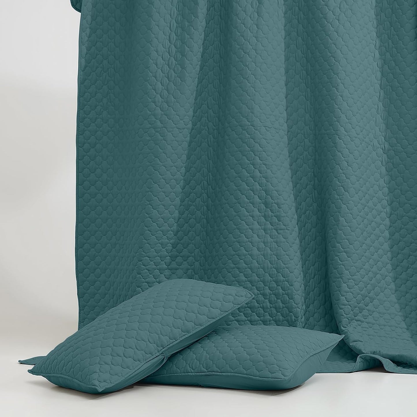 HORIMOTE HOME Quilt Queen Size Teal Blue, Lightweight Quilt for Summer Ultra-Soft Microfiber Modern Style Quilted Clouds Pattern Bedspread Quit Set 3 Pieces(1 Quilt and 2 Pillow Shams)