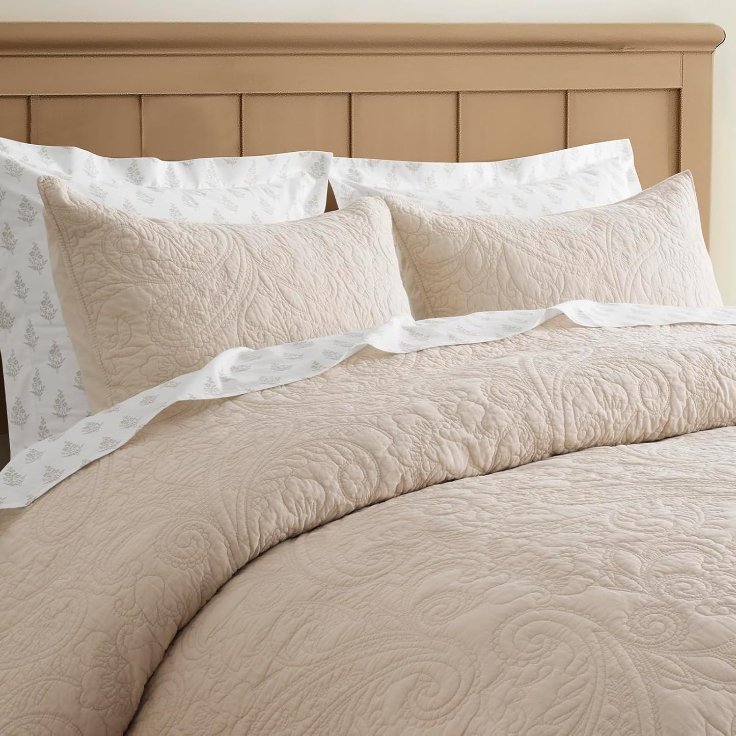 EVERGRACE 100% Cotton Paisley Quilt Set, King Size 3 Piece Set – Prewashed Lightweight Bedspread with 2 Shams, Soft & Breathable Matelasse Coverlet for All-Season Comfort, Flax Beige