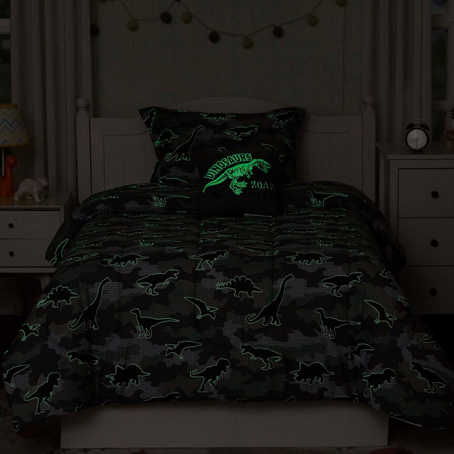 Twin Comforter Set for Boys-3 Pieces Dinosaur Glow in The Dark Twin Bedding Sets for Kids,1 Comforter,1 Sham and 1 Decor Pillow