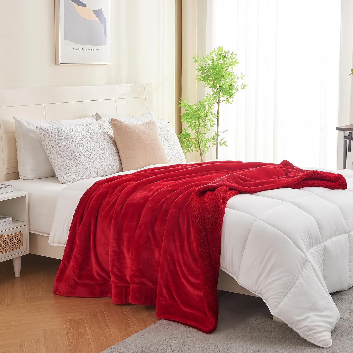 SOCHOW Sherpa Fleece Throw Blanket, Double-Sided Super Soft Luxurious Plush Blanket Throw Size, Classic Red, 50x60 inches