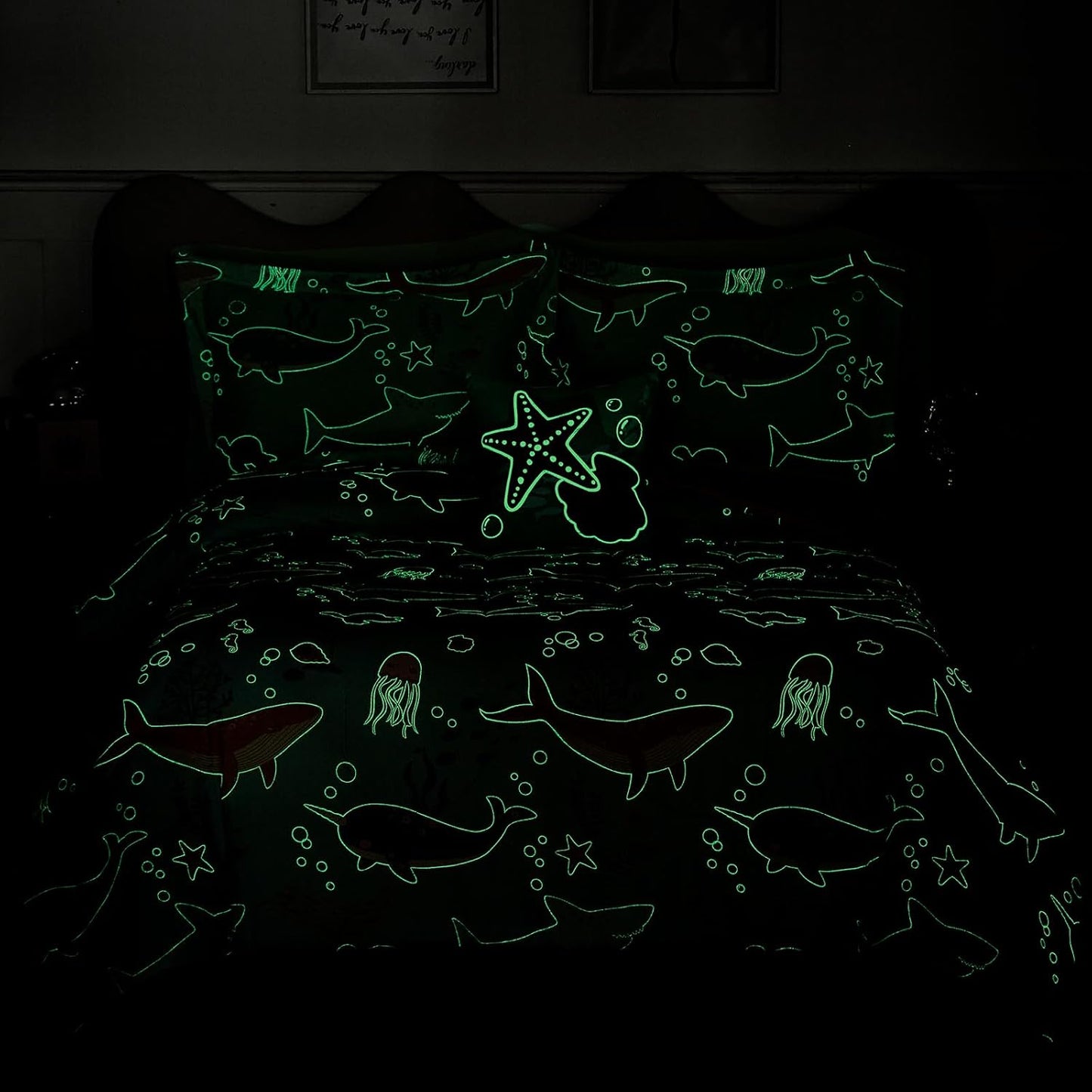 Full Size Comforter Set for Girls-4 Pieces Ocean Animals Glow in The Dark Full Bedding Sets for Kids, 1 Comforter, 2 Shams and 1 Decor Pillow