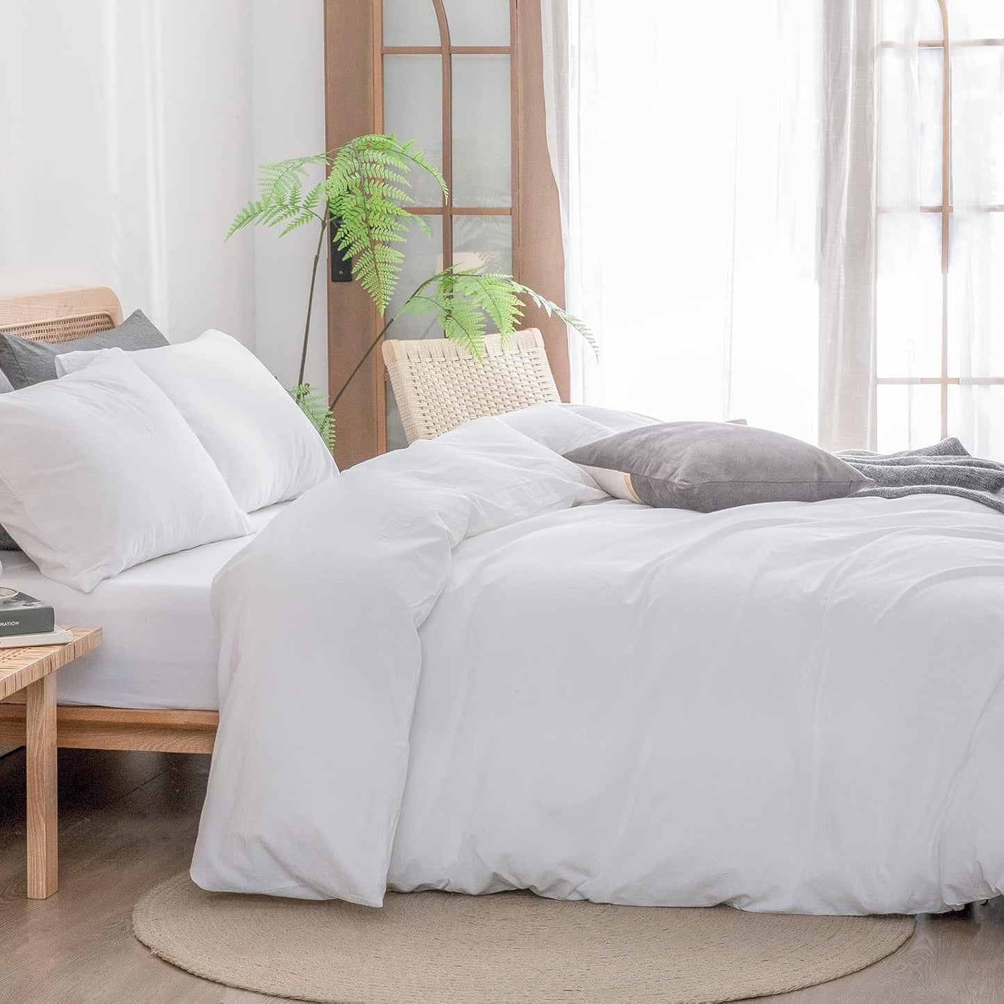 BESTOUCH Duvet Cover Set 100% Washed Cotton Linen Feel Super Soft Comfortable Chic Lightweight 3 PCs Home Bedding Set Solid Bright White Queen