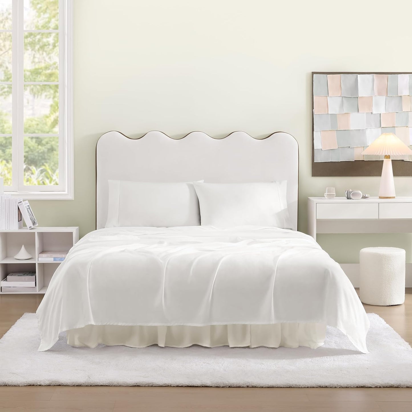UGG Full XL Sheet Set 4-Piece Luxury Cooling Sheets Deep Pockets Premium Bedding with 2 Pillow Shams Machine Washable, for Dorm Essentials & College Bedding, Full XL, White (Hedi)