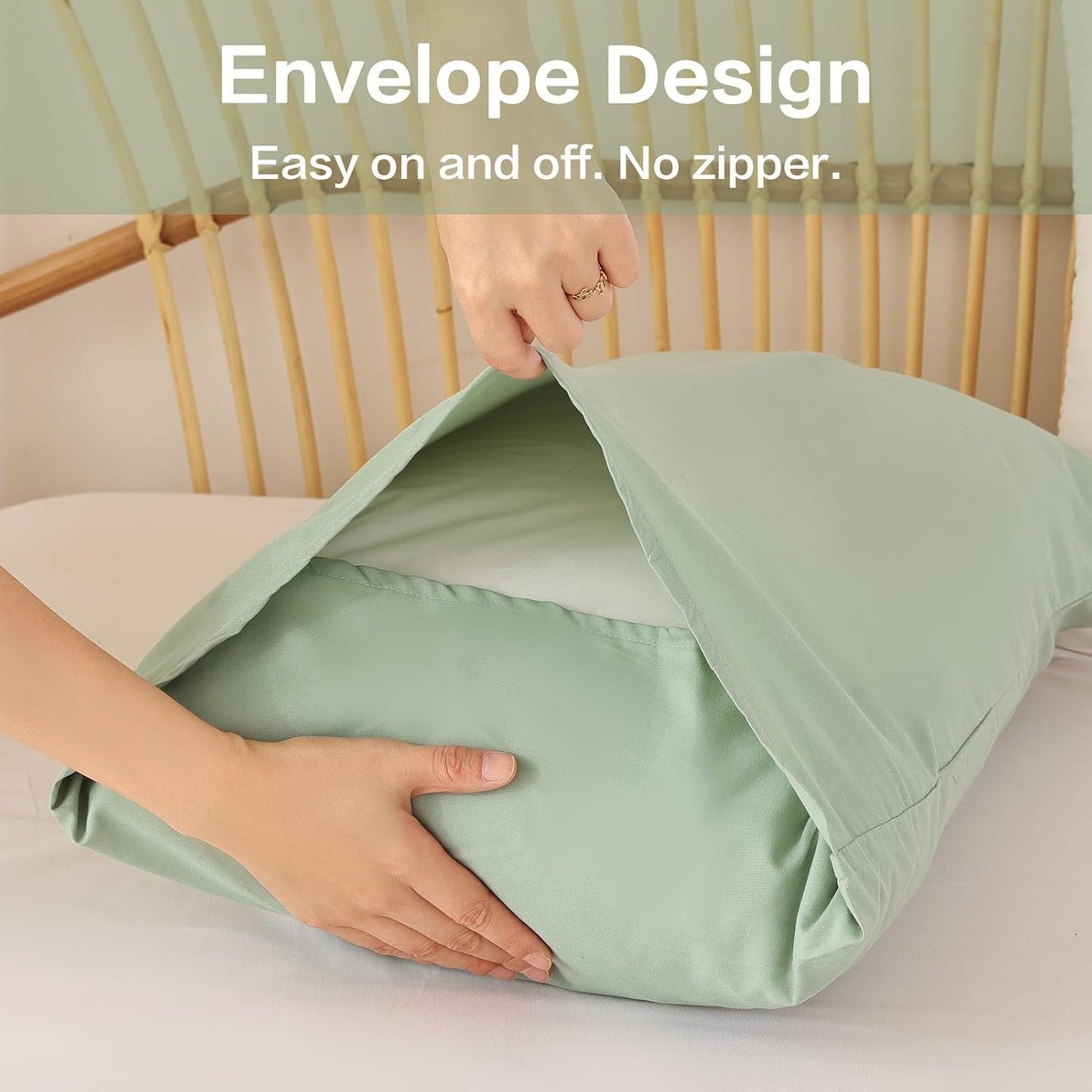 ROSGONIA Oversized King Comforter Sage Green, 3pcs(1 Boho Comforter & 2 Pillowcases), Lightweight Oversized King Size Comforter Sets Bedding Blanket