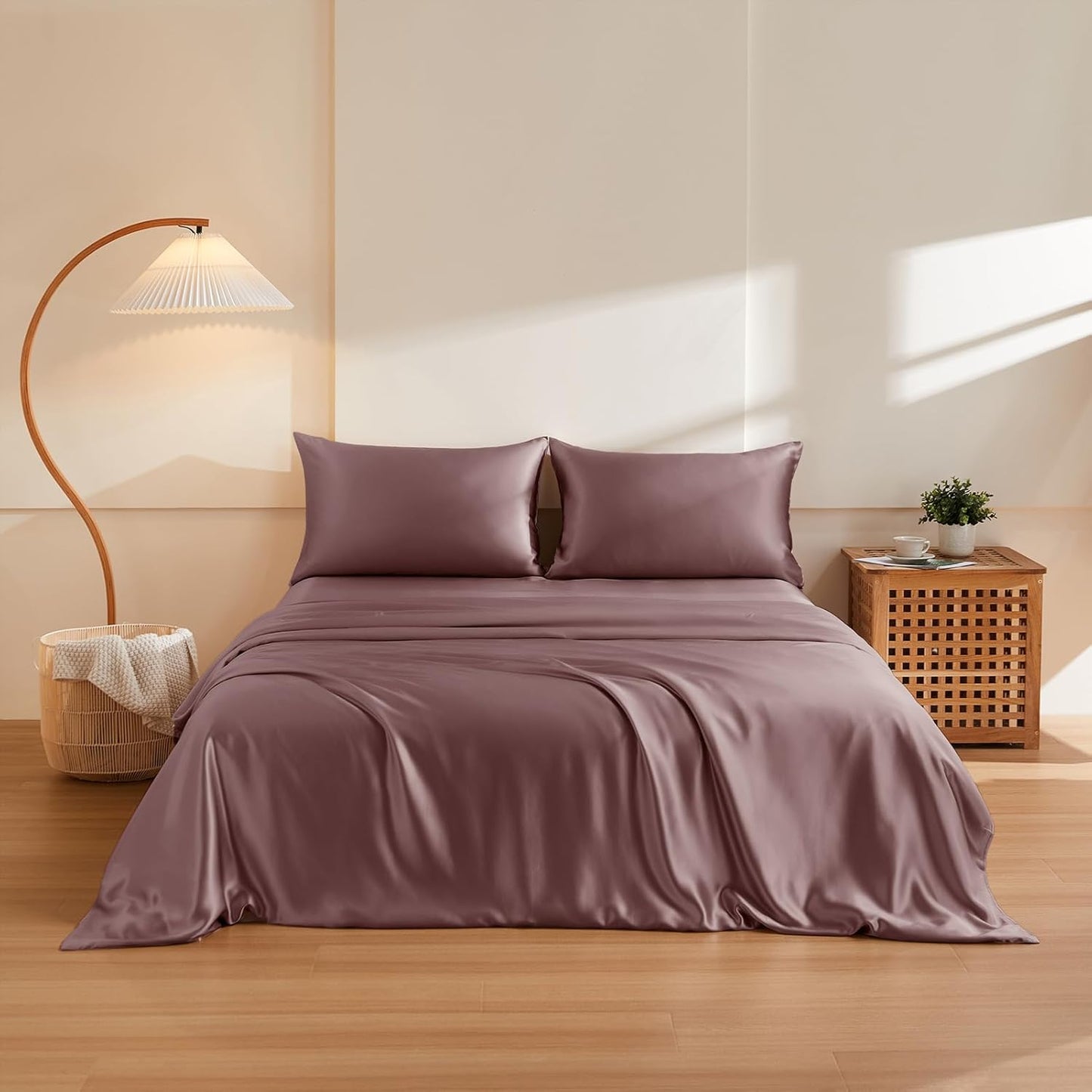 THXSILK 100% Pure Mulberry Silk Duvet Cover Set 3 Piece, 6A+ Grade Luxury Soft Bedding Silk Sheets for Hair and Skin, 1 Pcs Duvet/Quilt/Comforter Cover with 2 Zippered Pillowcases (Purple, Twin)