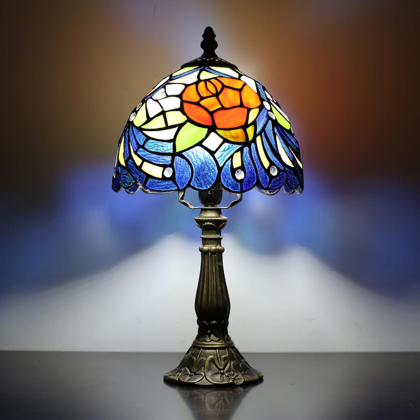 Tiffany Table lamp are Suitable for bedrooms Beside The Bed Living Rooms Night Lights 8-inch Small Vintage Stained Glass Table Lamps and Home Offices