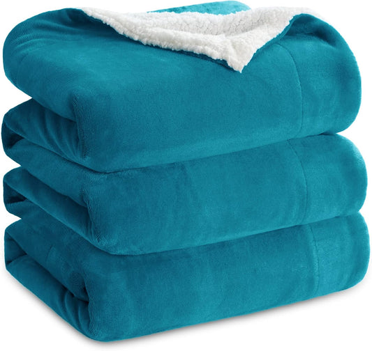 Bedsure GentleSoft Sherpa Fleece Blankets Queen Size for Bed - Thick and Warm Throw for Women and Men, Soft Fuzzy Plush Queen Blanket for Winter, Teal, 90x90 Inches