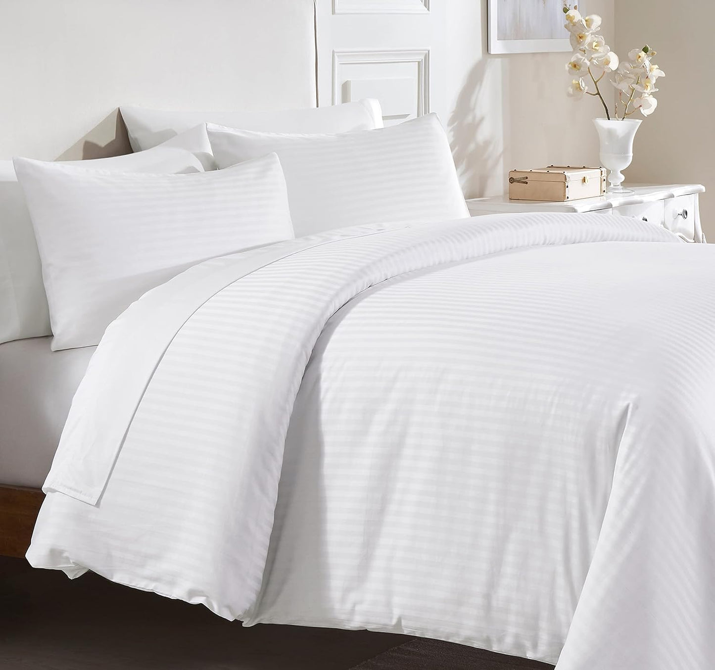 California Design Den Stripe Duvet Cover Queen Size, 400 Thread Count Sateen 100% Cotton Comforter Cover, 2 Pillow Shams, 3-Pc Bedding Set, Button Closure, Corner Ties (White Stripes, Full/Queen)