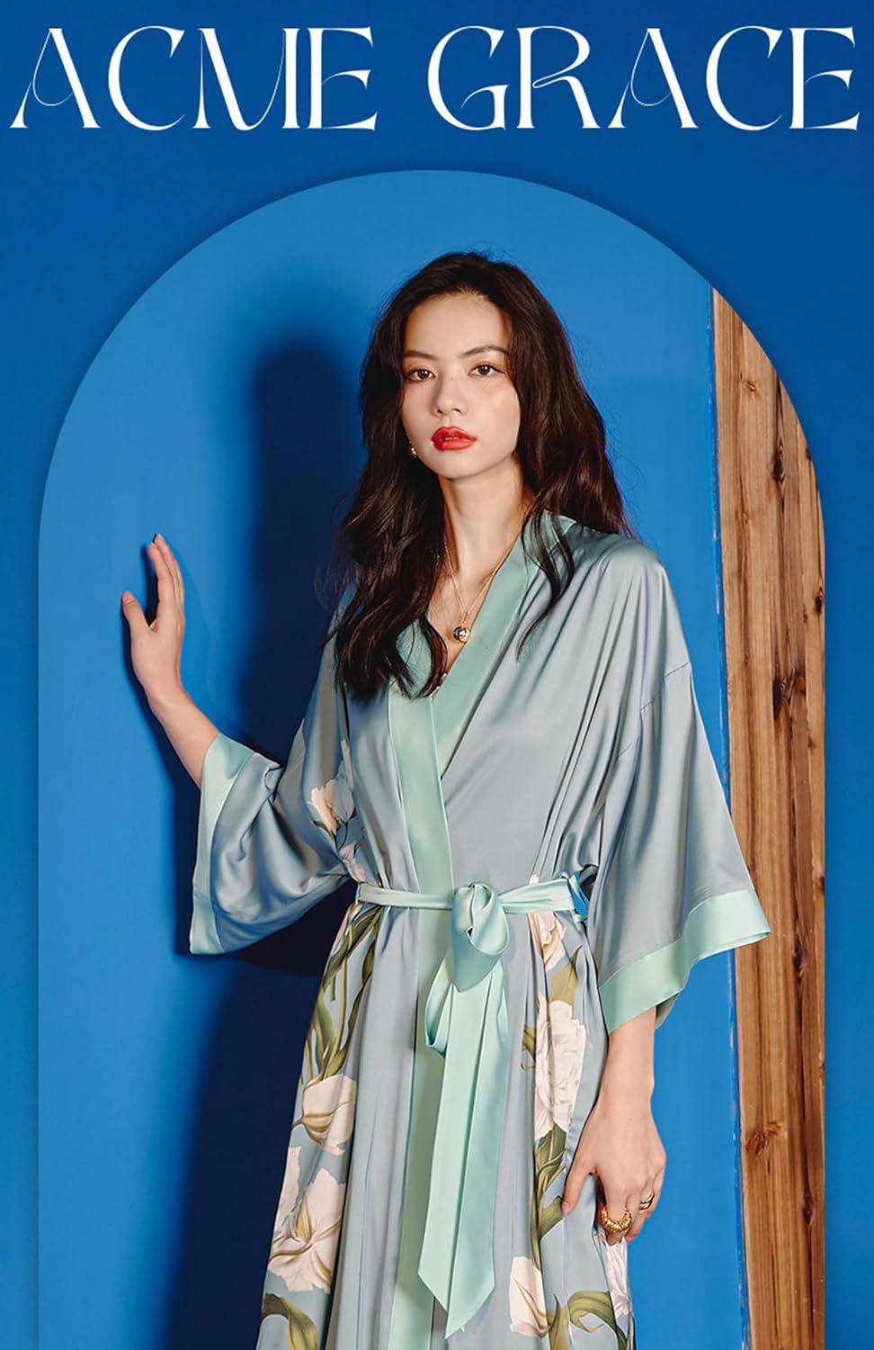 Silk Satin Robe for Women Long Japanese Kimono Robe Lightweight Soft Bathrobe Floral Luxury Dressing Gown