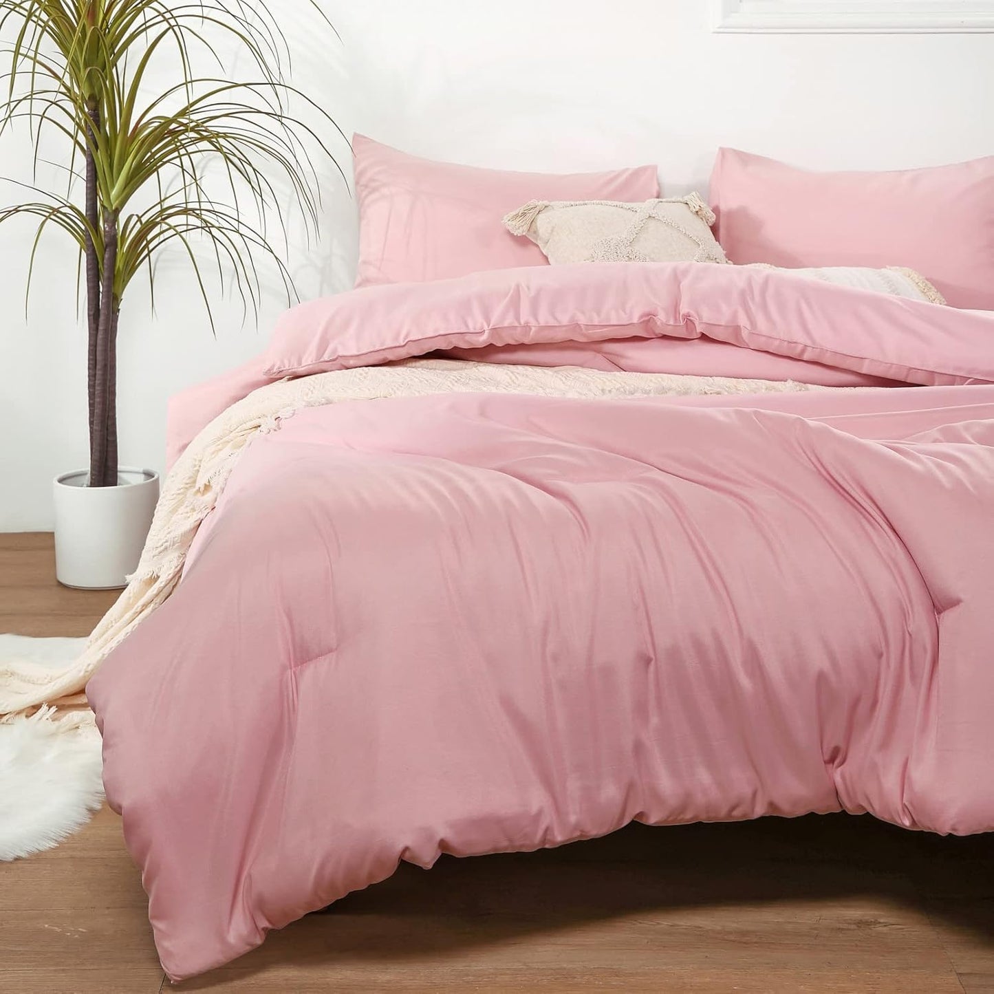 ROSGONIA Full Size Comforter Sets for Girls Boys Teens Pink, 3pcs (1 Boho Comforter & 2 Pillowcases), Lightweight Dorm Bedding Soft All Season Bed Set