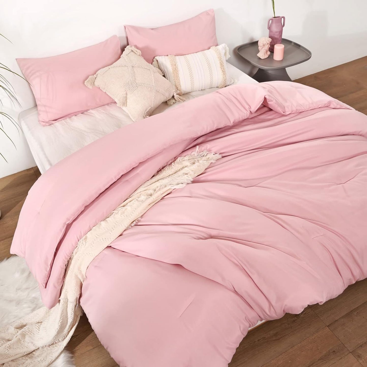 ROSGONIA King Size Comforter Set Pink, 3pcs (1 Boho Pink Comforter & 2 Pillowcases) All Season Bedding Soft Lightweight Bedspread Blanket Quilts