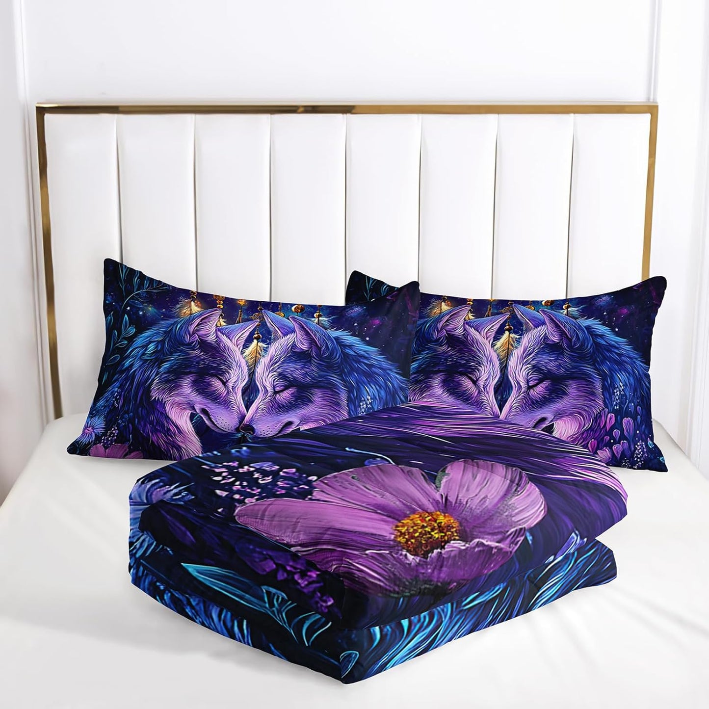 Purple Wolf Bedding Comforter Set Full Size，Dreamcatcher Flower Quilt Bedding Set Full，with 1 Comforter with 2 Pillow Case，Wolf Bedroom Decor for Kids Girls Boy
