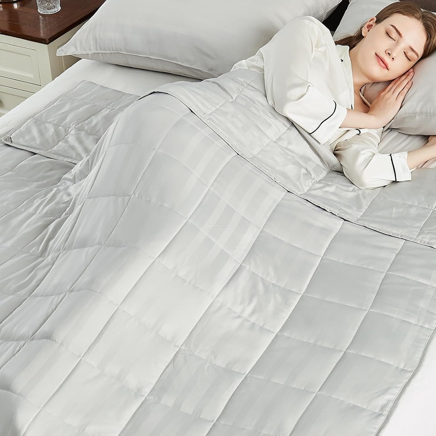 Weighted Blanket Queen Size (60"x80" 12lbs),Ultra Soft and Cozy Cooling Weighted Blanket Queen Size for Adult,Heavy Blanket with Machine Washable Soft Blanket, Light Grey