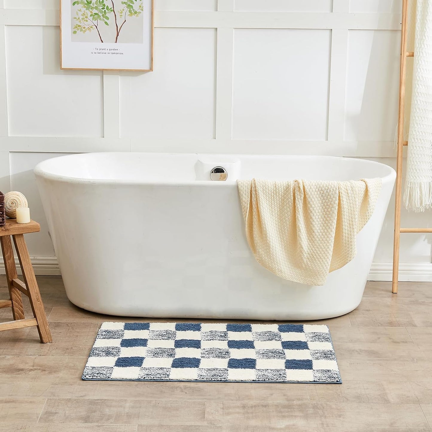 CozeCube Bath mats for Bathroom Non Slip, Fluffy Absorbent Microfiber Bath mat Washable, Aesthetic Bathroom Rugs, Large Navy Blue Checkered Bath mat, Navy Blue, 36" x 24"
