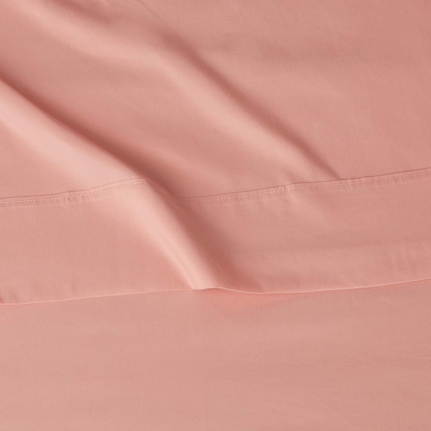 Amazon Basics Lightweight Super Soft Easy Care Microfiber 4-Piece Bed Sheet Set with 14-Inch Deep Pockets, Includes Comfortable Pillowcases, Queen, Peachy Coral, Solid
