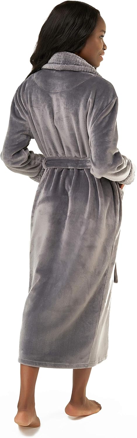 Turquaz Oversize Plush Robes For Women, Soft Warm Fleece Bathrobe for Women