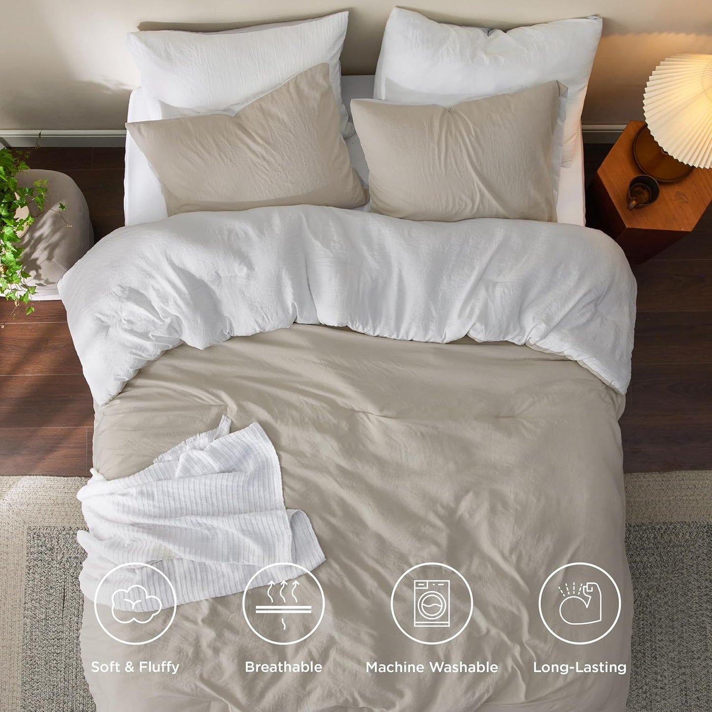 Bedsure Queen Size Comforter Set, Reversible Black Soft Prewashed Bedding for All Seasons, 3 Pieces Warm Down Alternative Bed Set, 1 Lightweight Comforter (90"x90") and 2 Pillowcases (20"x26")
