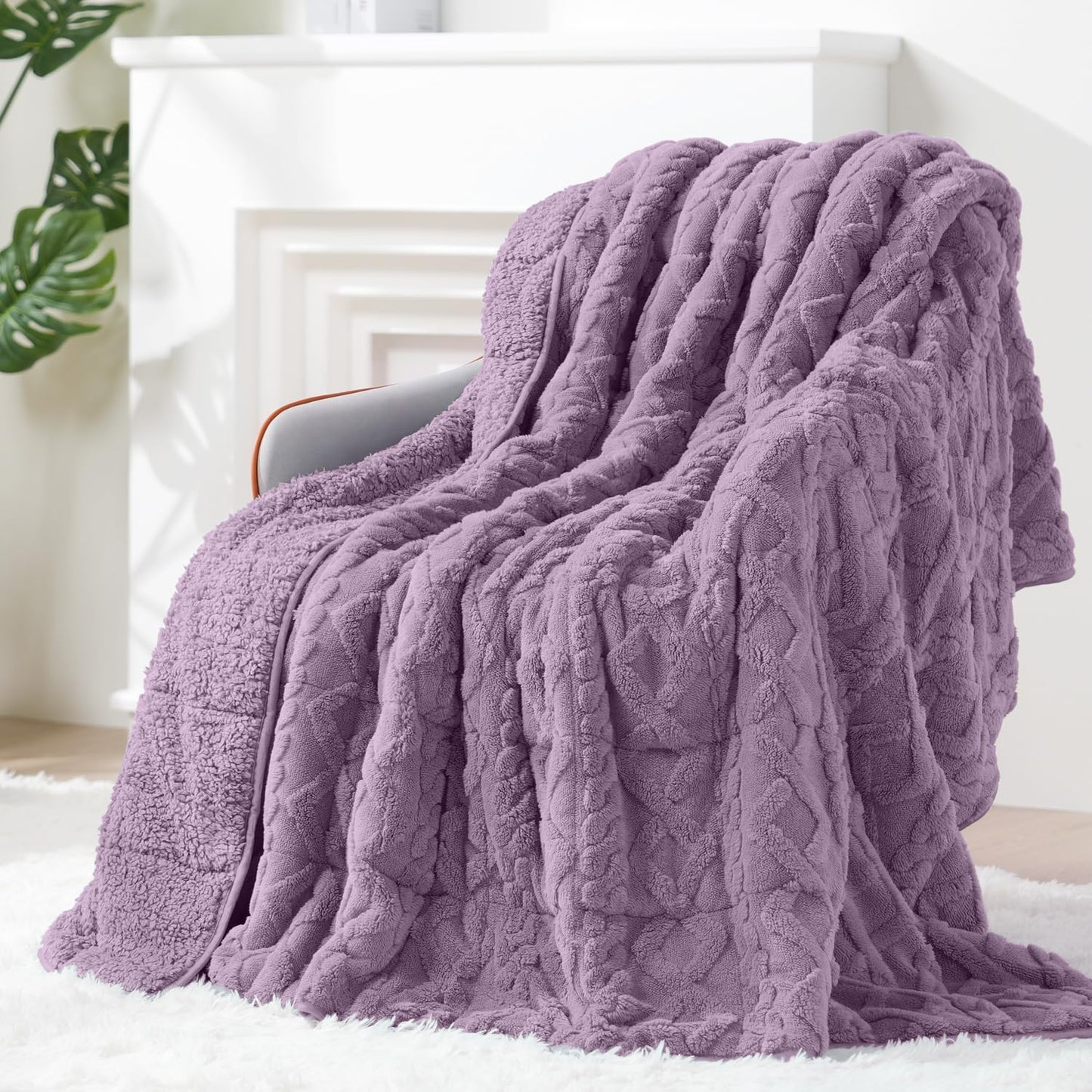 Super Fuzzy Soft Sherpa Fleece Weighted Blanket, 20 lbs Dual Sided Fluffy Heavy Weighted Blankets for Adults - No Bunching with Double Layers of Soft Inner Lining (60"x 80", 20 Pounds)