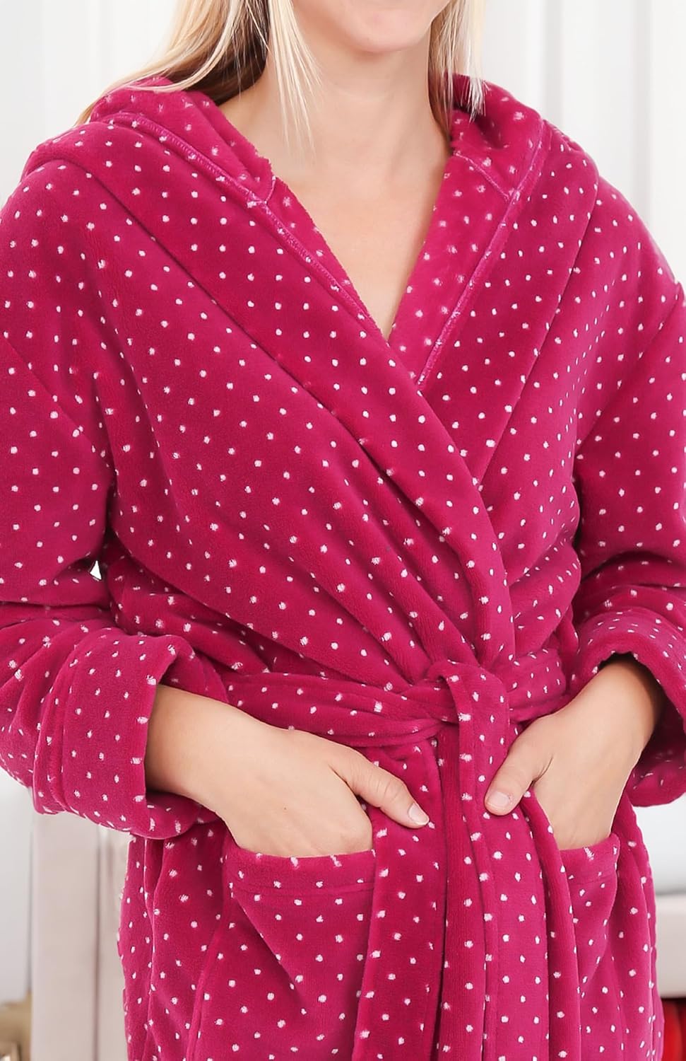 Alexander Del Rossa Womens Robe, Long Plush Bathrobe with Hood, Hooded Robes for Women Plus Size Bath Robe