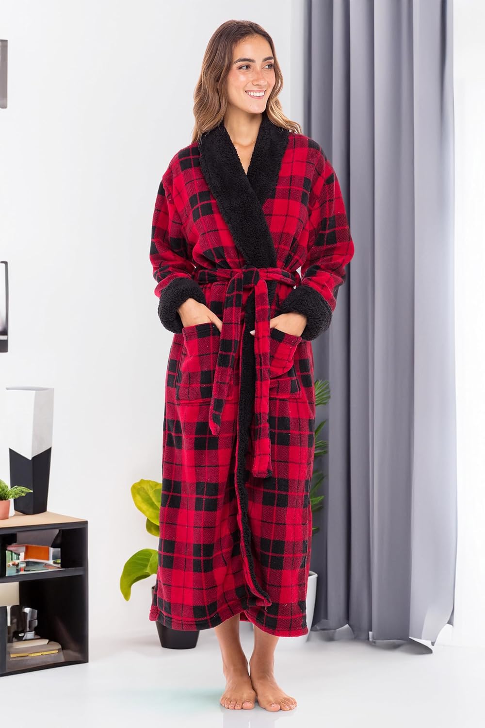 Alexander Del Rossa Plush Robe for Women, Long Fleece Winter Bath Robe, Plus Size