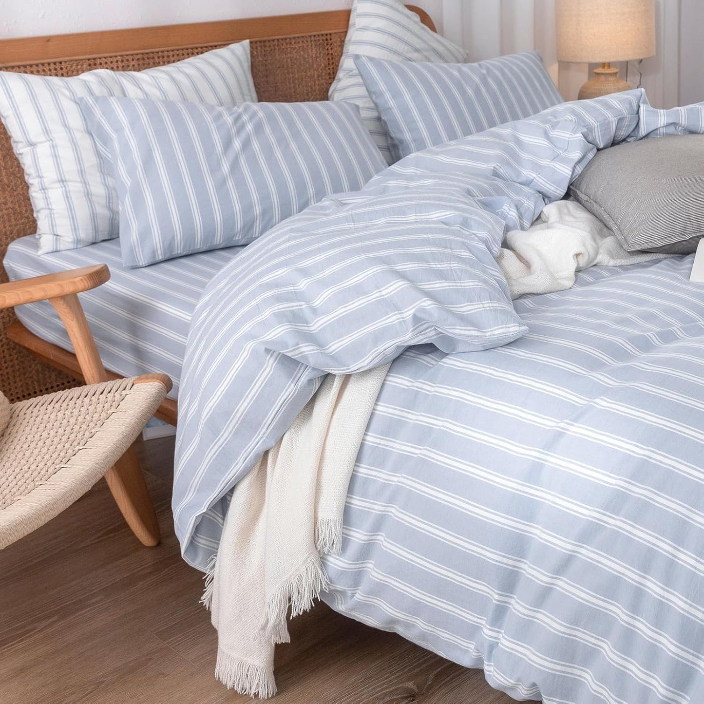 BESTOUCH Duvet Cover Set 100% Washed Cotton Linen Feel Super Soft Comfortable Chic Lightweight 3 PCs Home Bedding Set Cornflower Blue & White Stripes King