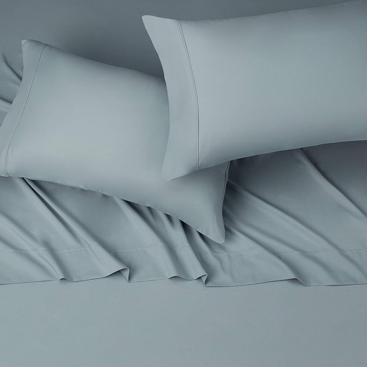 Amazon Basics Lightweight Super Soft Easy Care Microfiber 4-Piece Bed Sheet Set with 14-Inch Deep Pockets, Full, Spa Blue, Solid - Pack of 4