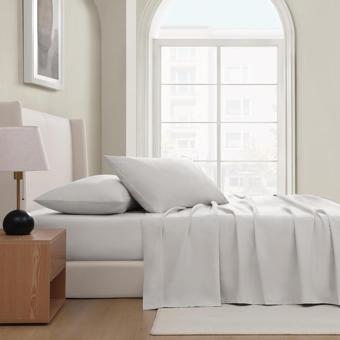 UGG King Sheet Set 4-Piece Luxury Cooling Sheets Deep Pockets Premium Bedding with 2 Pillow Shams Hypoallergenic Machine Washable Soft Lightweight Bed Set for Bedroom, King, Stone Grey (Hedi)