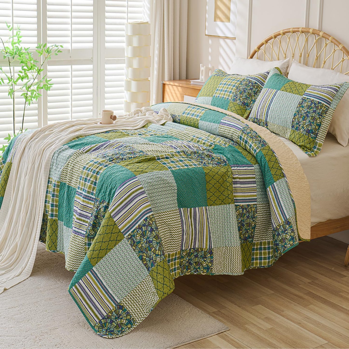 Cmfshape Quilt Sets Bedspread Set 100% Cotton Green Plaid Patchwork Bedding Set, All Season Use Lightweight Reversible Coverlet Quilts with 2 Pillow Shams(Queen 90"x96")