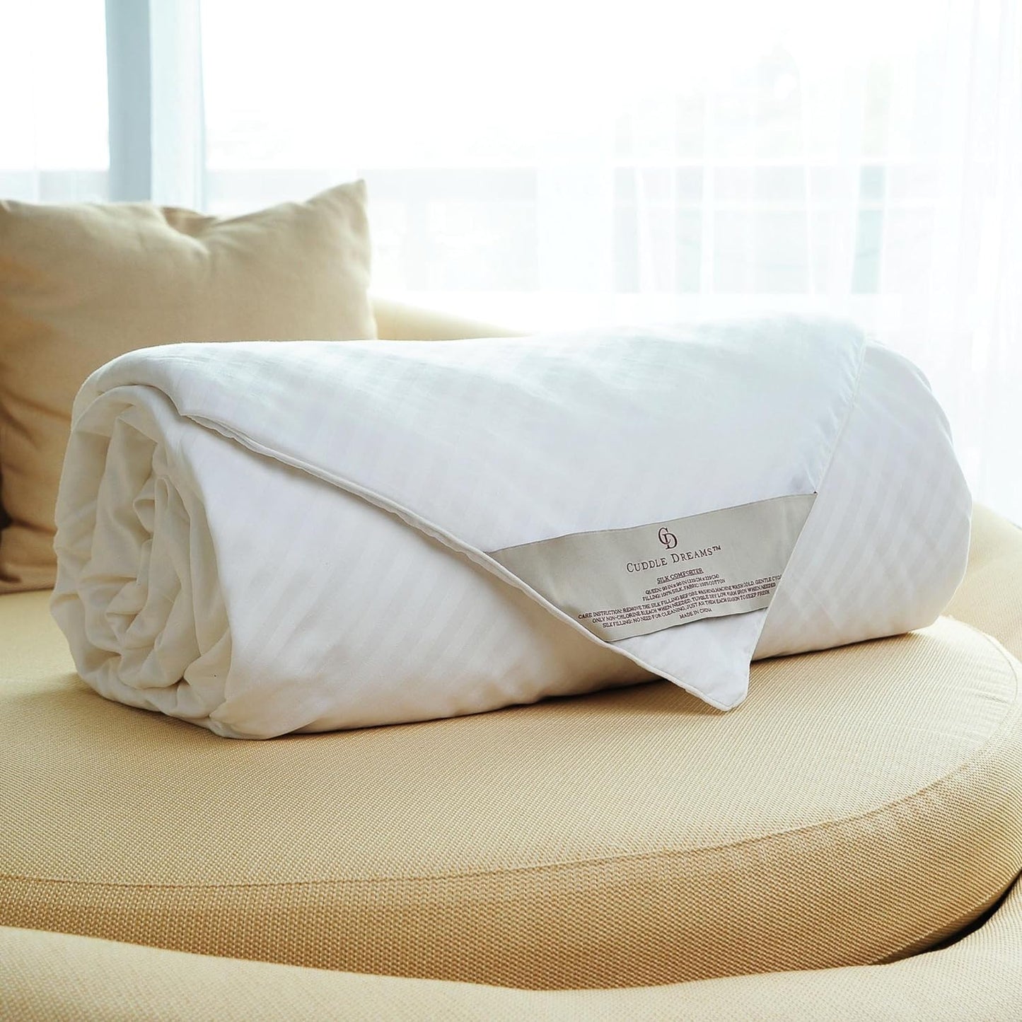 CUDDLE DREAMS Silk Comforter for Spring/Summer/Fall, 100% Long-Strand Silk Filling, Natural & Breathable (Queen Size)