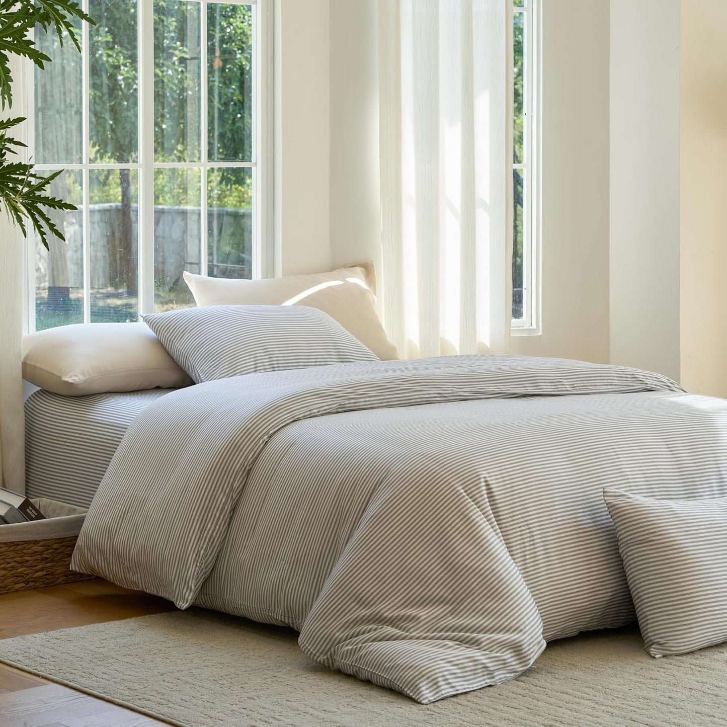 DOZ Duvet Cover Set, 100% Viscose derived from Bamboo, Organically Grown, Buttery Soft, Cooling Duvet Covers, High GSM, 1 Duvet Cover and 1 Pillowcase, 70"x90" (Stripe, Twin/Twin XL)