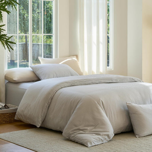 DOZ Duvet Cover Set, 100% Viscose derived from Bamboo, Organically Grown, Buttery Soft, Cooling Duvet Covers, High GSM, 1 Duvet Cover and 2 Pillowcases, 106"x90" (Stripe, King/Cal King)