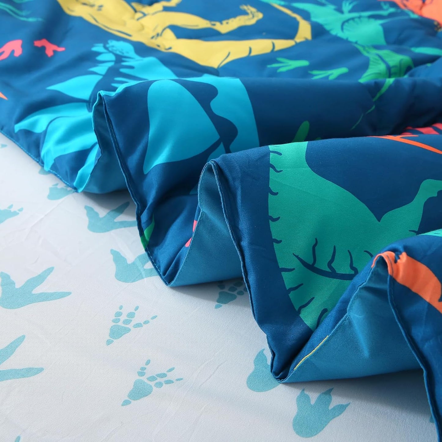 Wajade Boys Dinosaur Comforter Set Bed in A Bag Queen Size 7 Piece 3D Blue Dinosaur Print Bedding Set for Kids Teens(1 Comforter, 1 Flat Sheet, 1 Fitted Sheet, 2 Pillowcase and 2 Pillow Sham)
