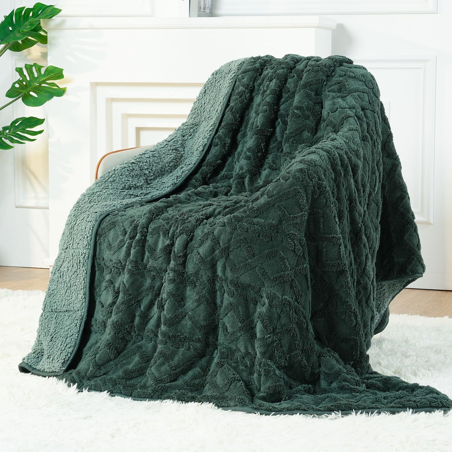 Sherpa Fleece Adult Weighted Blanket Great for Sleep, 15 lbs Dual Sided Soft Fuzzy Heavy Blankets for Couch Bed Sofa, Cozy Warm Fluffy Jacquard Throw for Winter (Green, 60" x 80", 15 Pounds)