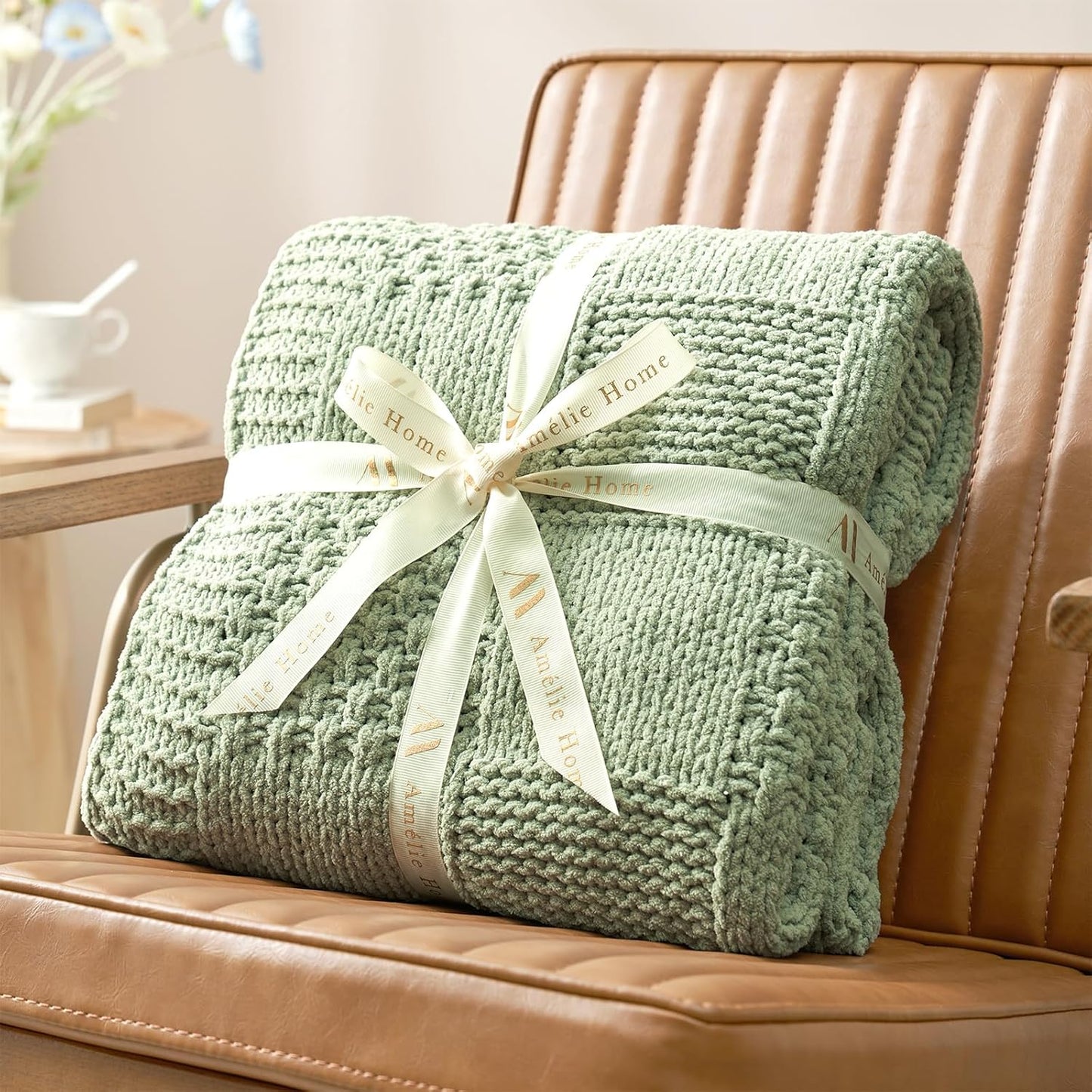 Amélie Home Checkered Chenille Knit Throw Blanket for Couch, Classic Texture Decorative Soft Blanket for Sofa, Chair & Bedroom, 50"x60", Sage Green