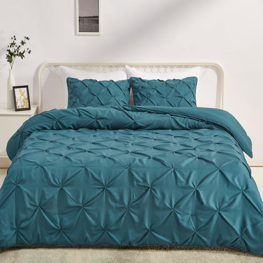 Amazon Basics Queen Size Comforter Sets with Microfiber Pillow Shams, All-Season Down-Alternative 3-Piece Bedding Set, Pinch Pleat Design, Full/Queen Size, Dark Teal