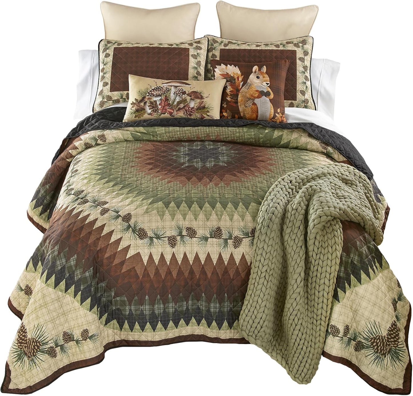 Donna Sharp Pine Circle Polyester Bedding Set - 3-Piece Queen Size Quilt Set - Includes 1 Quilt and 2 Standard Pillow Shams - Machine Washable - Traditional Design