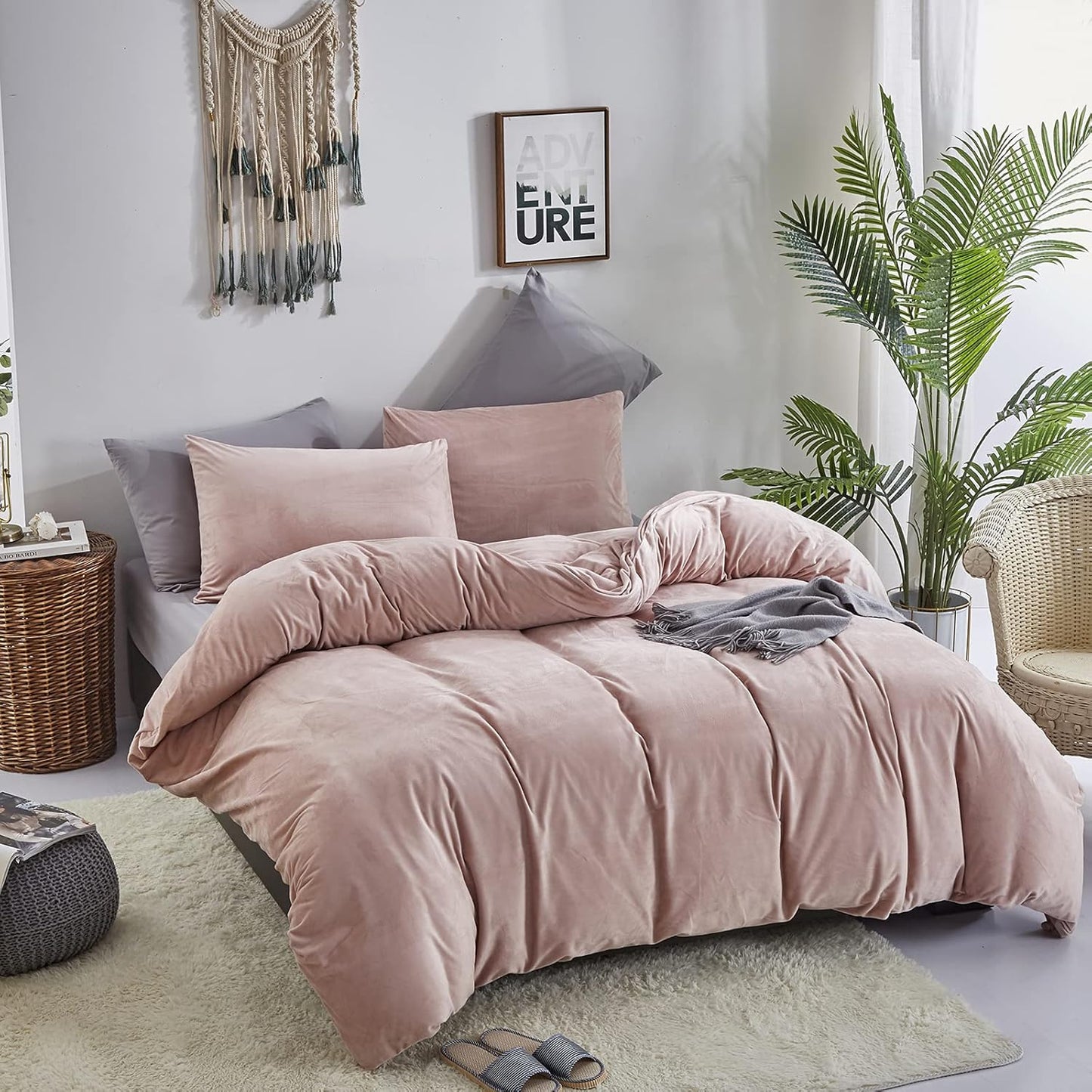 Cottonight Pink Velvet Comforter Set King Dusty Pink Flannel Bedding Comforter Set Winter Warm Blush Pink Heavyweight Warm Blanket Quilts Modern Winter Warm 3 Piece Velvet Comforter Set for King Bed