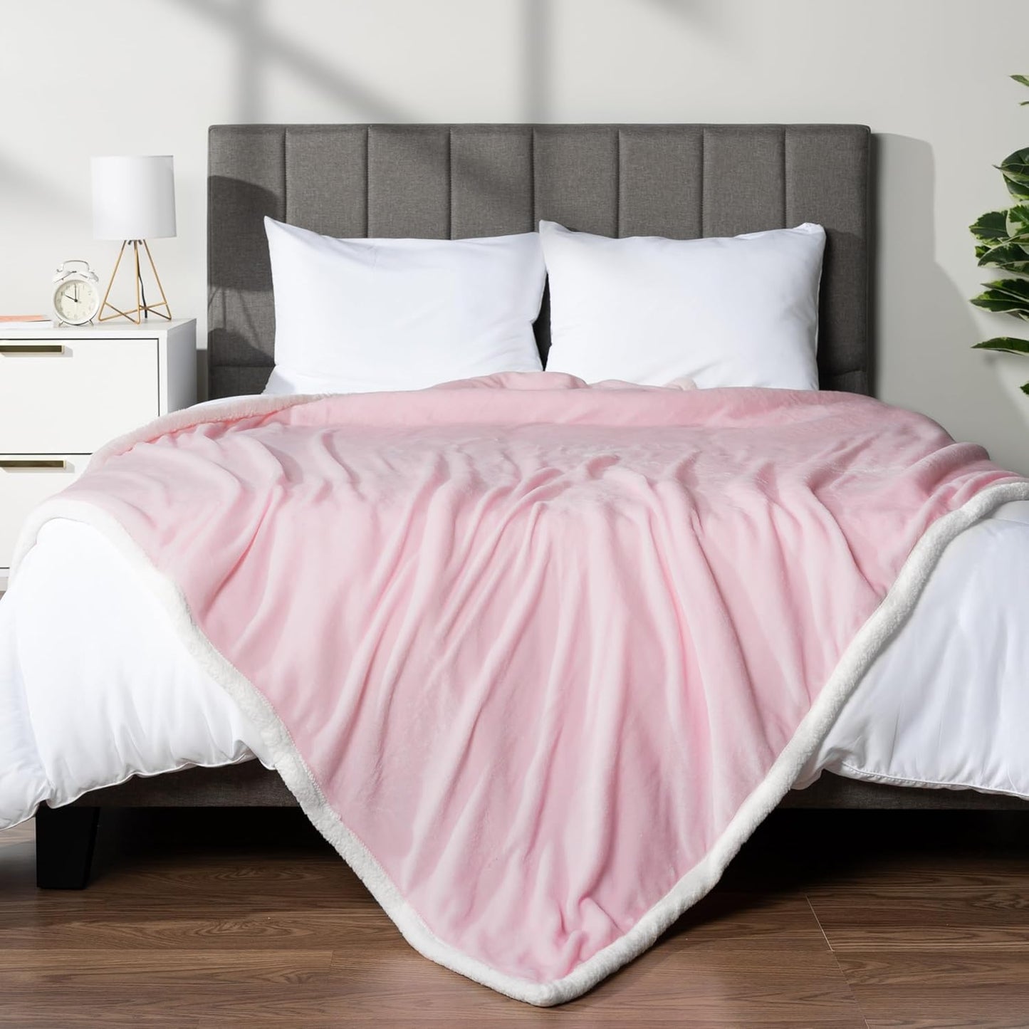 PAVILIA Sherpa Fleece Throw Blanket for Couch, Twin Size, Light Pink, Plush Soft Fuzzy Sofa Blanket, Cozy Reversible Winter Throw for Women Men, 60x80 Inches