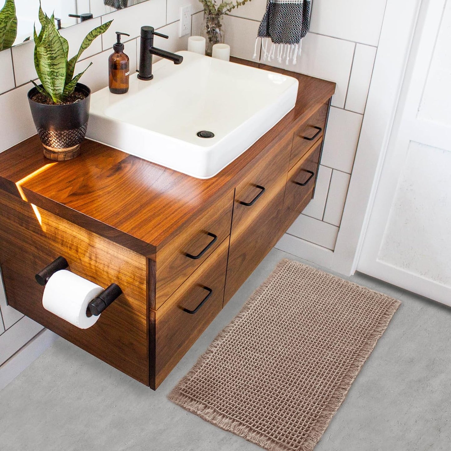 ZALL Tan Waffle Bath Mat,Super Absorbent Non Slip Bathroom Rug,Brown 24x48inch,Machine Washable Ultra Soft Floor Mats