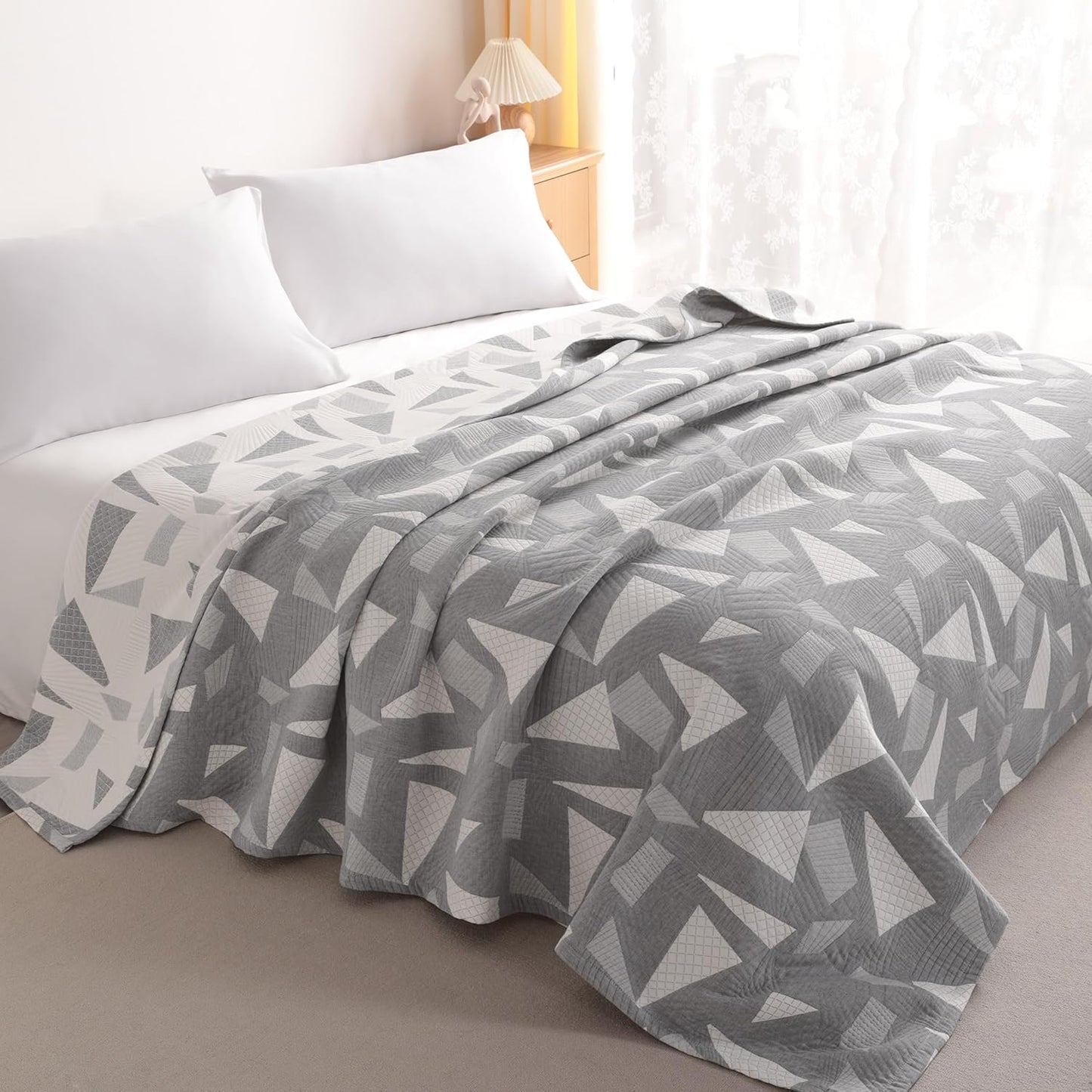 NTBAY 3 Layers Cotton Muslin 106x92 King Bed Blanket, Super Soft Breathable Thermal Yarn Dyed Quilt for Adults, Perfect Lightweight Blanket for Couch Sofa Bed All Seasons, Grey Triangle