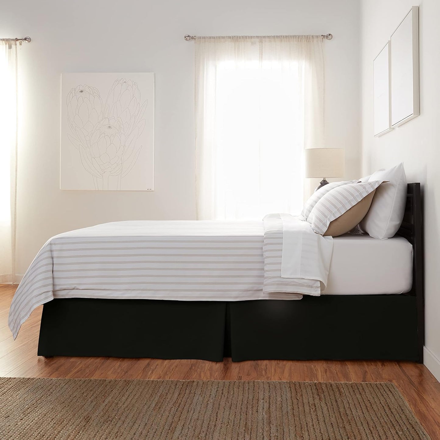 Amazon Basics Lightweight Pleated Bed Skirt, Queen, Black, Solid