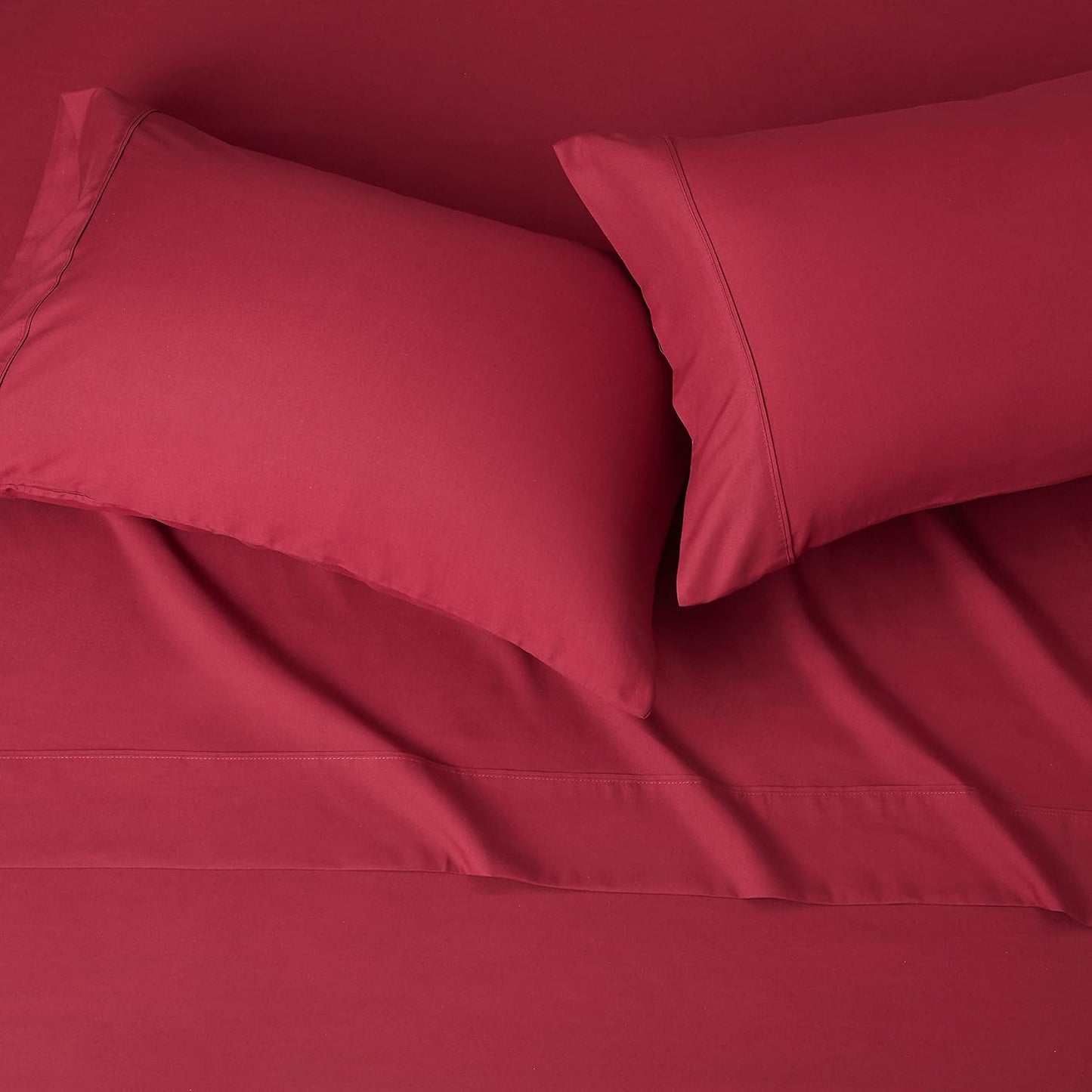 Amazon Basics Lightweight Super Soft Easy Care Microfiber 4 Piece Bed Sheet Set with 14-Inch Deep Pockets, Comfortable Queen, Burgundy, Solid