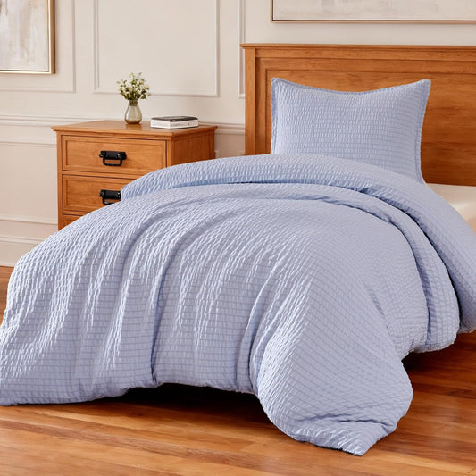 Amazon Basics Jacquard Geometric Microfiber 2-Piece Duvet Cover Set, Includes 1 Duvet Cover and 1 Pillow Sham, Twin, Blue Striped