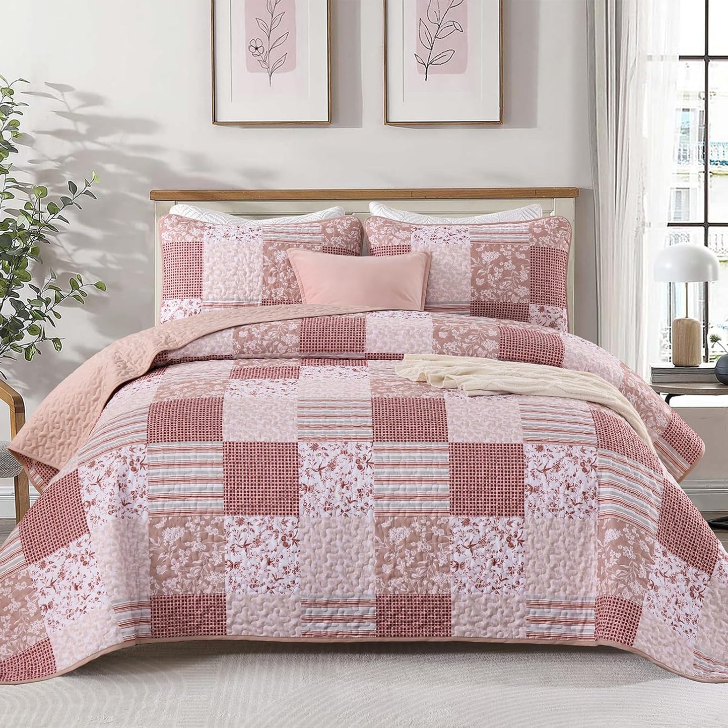 Mybedsoul Patchwork Quilt Set King Size, 3 Pieces Pink Floral Plaid Bedspread Coverlet Set, Reversible Soft Microfiber Bedding Set for All Season, Fall Winter King 90"x104"