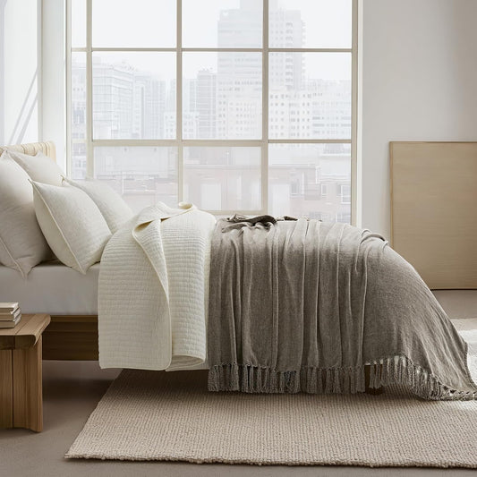 EVERGRACE Soft Chenille Bed Blanket Queen Size for Bed, Cozy Plush Fuzzy Lightweight Decorative Chenille Knit Throw Blanket with Tassels for Couch Sofa Gift Home Decor, Taupe 90"x90"