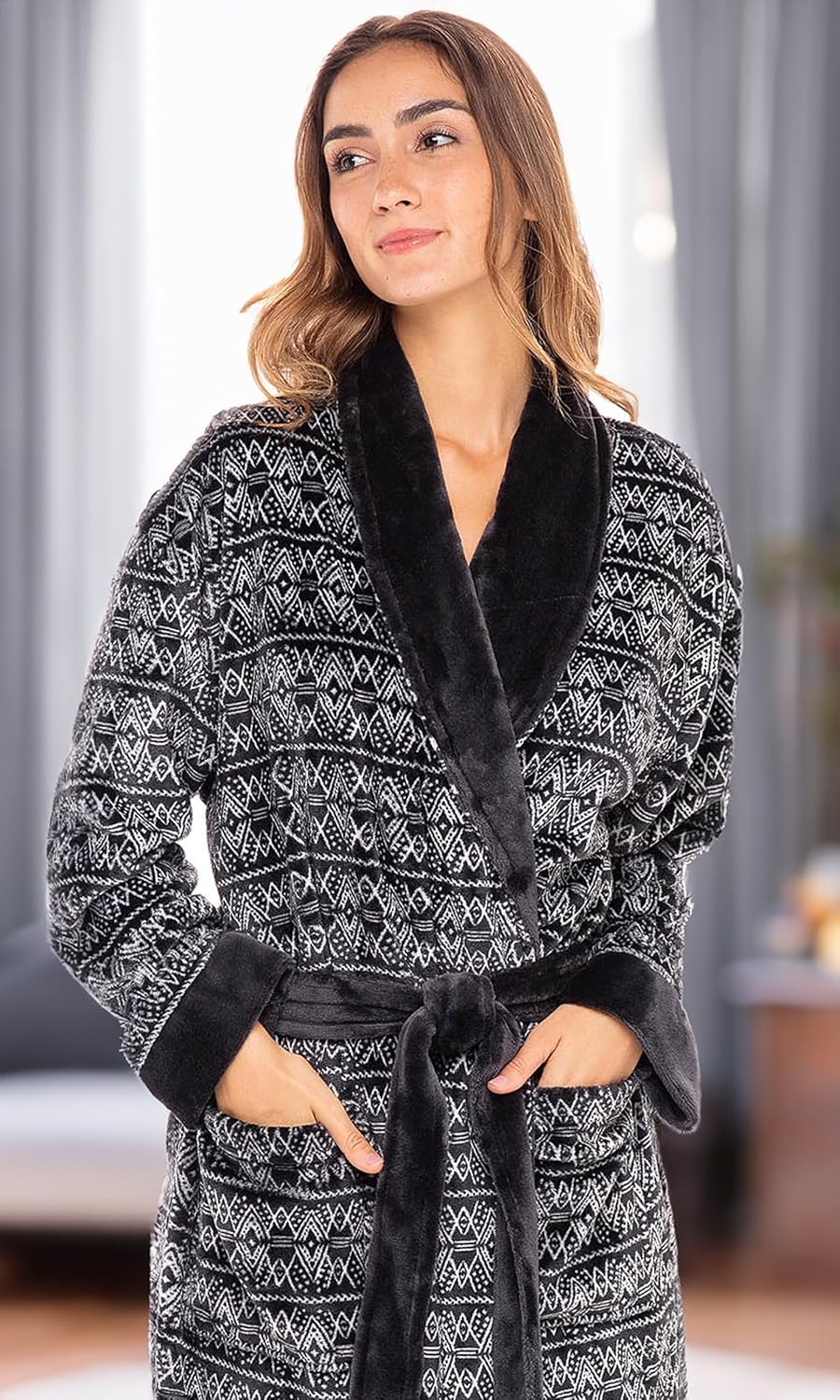 Alexander Del Rossa Plush Robe for Women, Long Fleece Winter Bath Robe, Plus Size